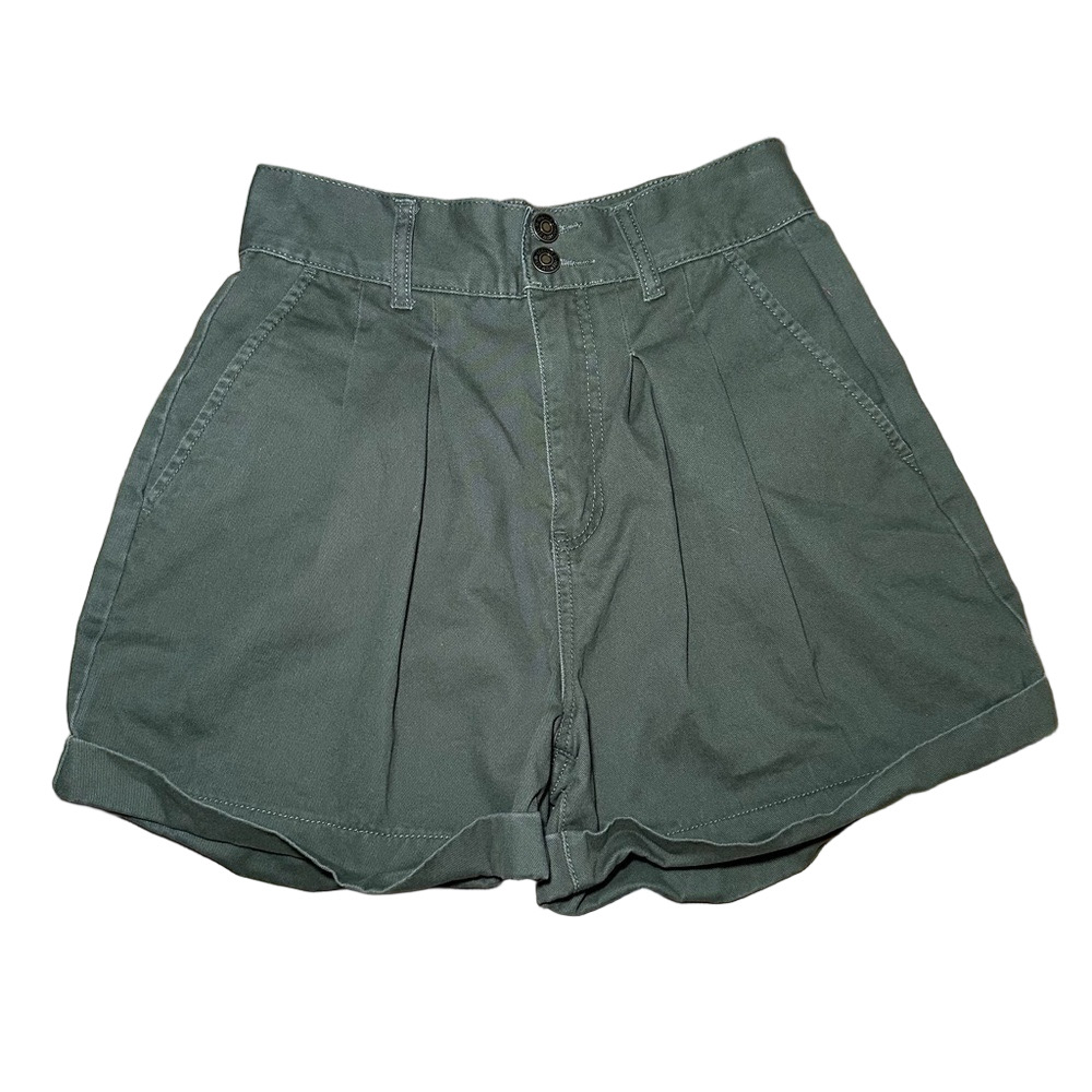 Forever 21 Contemporary Olive Green 100 % Cotton Shorts Size Small